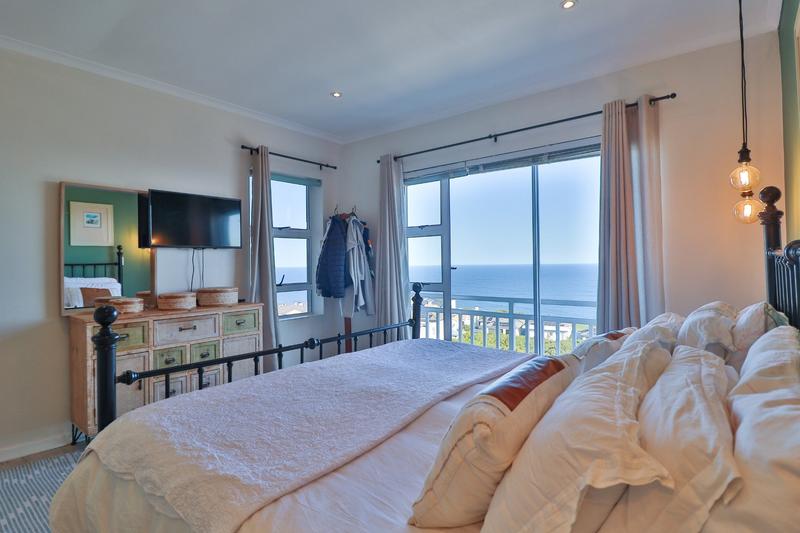 4 Bedroom Property for Sale in Pinnacle Point Golf Estate Western Cape